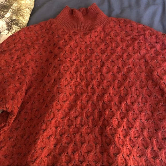 Red knit turtleneck sweater - Picture 3 of 6
